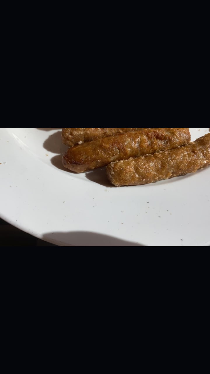 Video review of Paula's Cafe