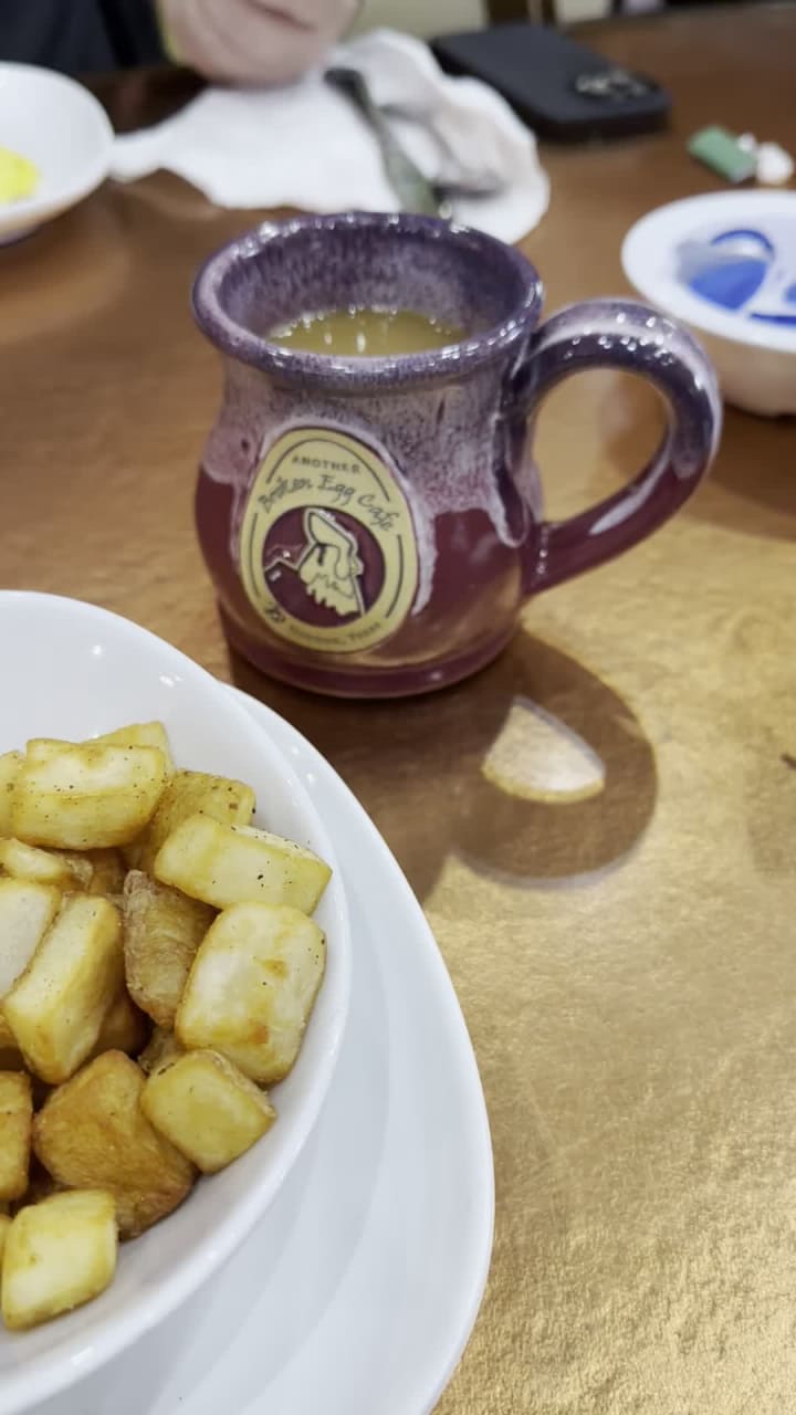 Video review of Another Broken Egg Cafe