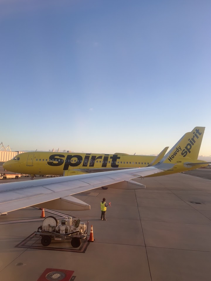 Delta Airlines At Oakland International Airport