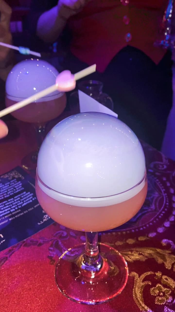 Video review of Zeppelin Station