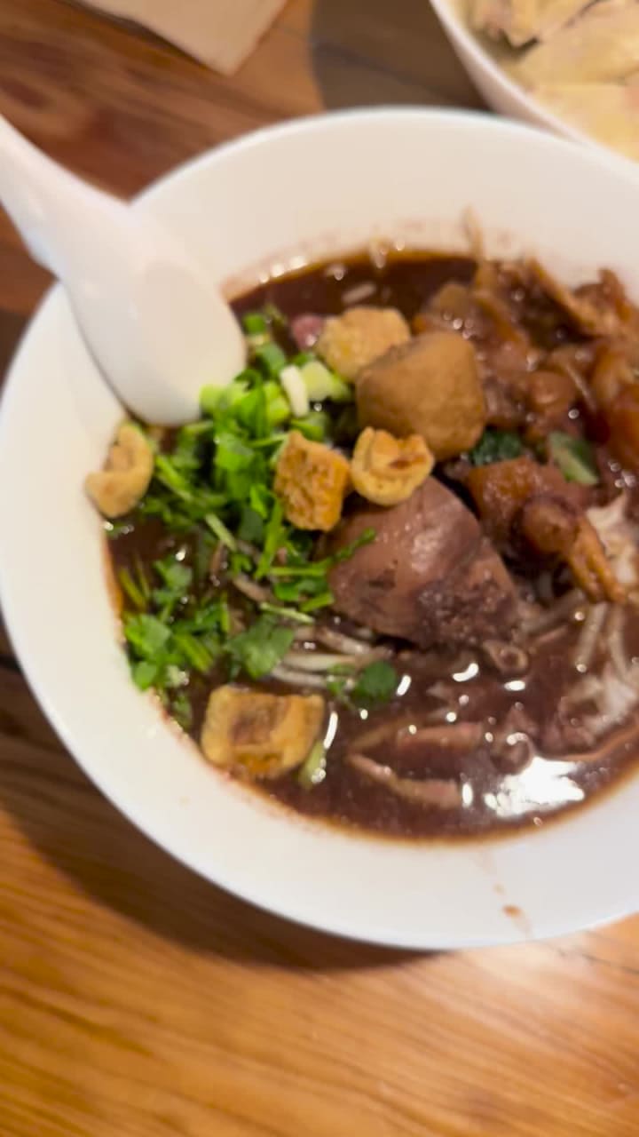 ME SEN Thai Noodle Soup