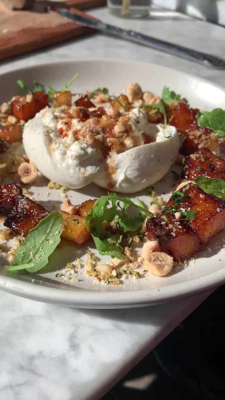 Video review of North Italia