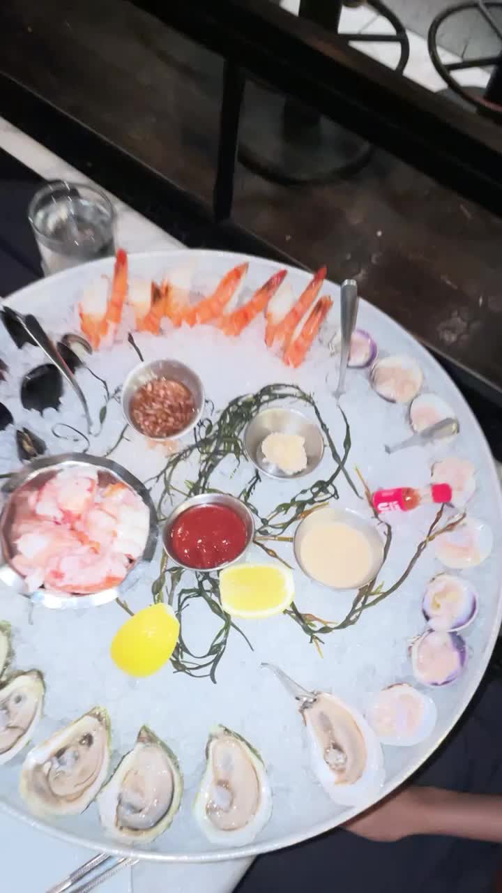 Video review of Loch Bar