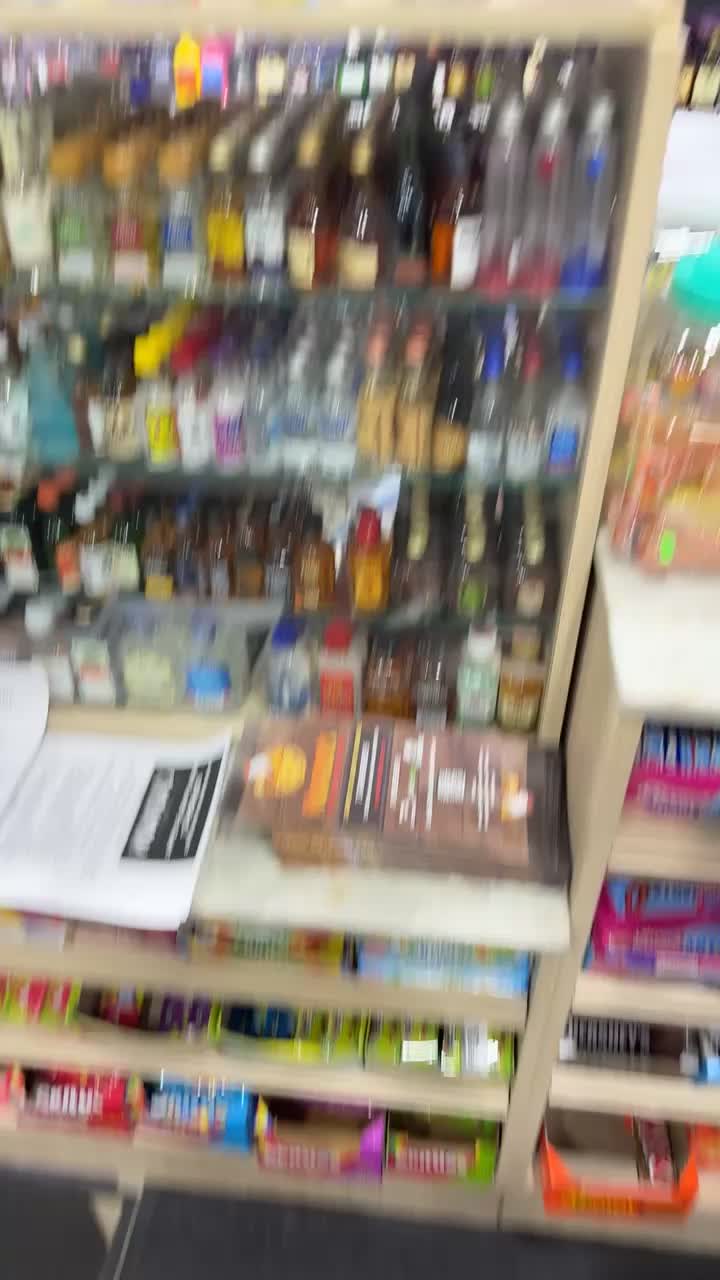 Hunter & Wayne Liquor Store