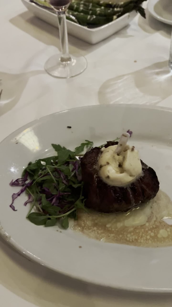 Video review of Charley's Steak House