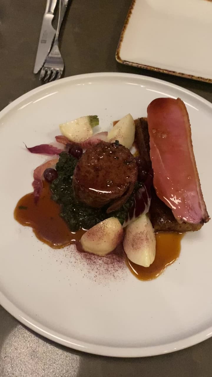 Video review of Richmond Station