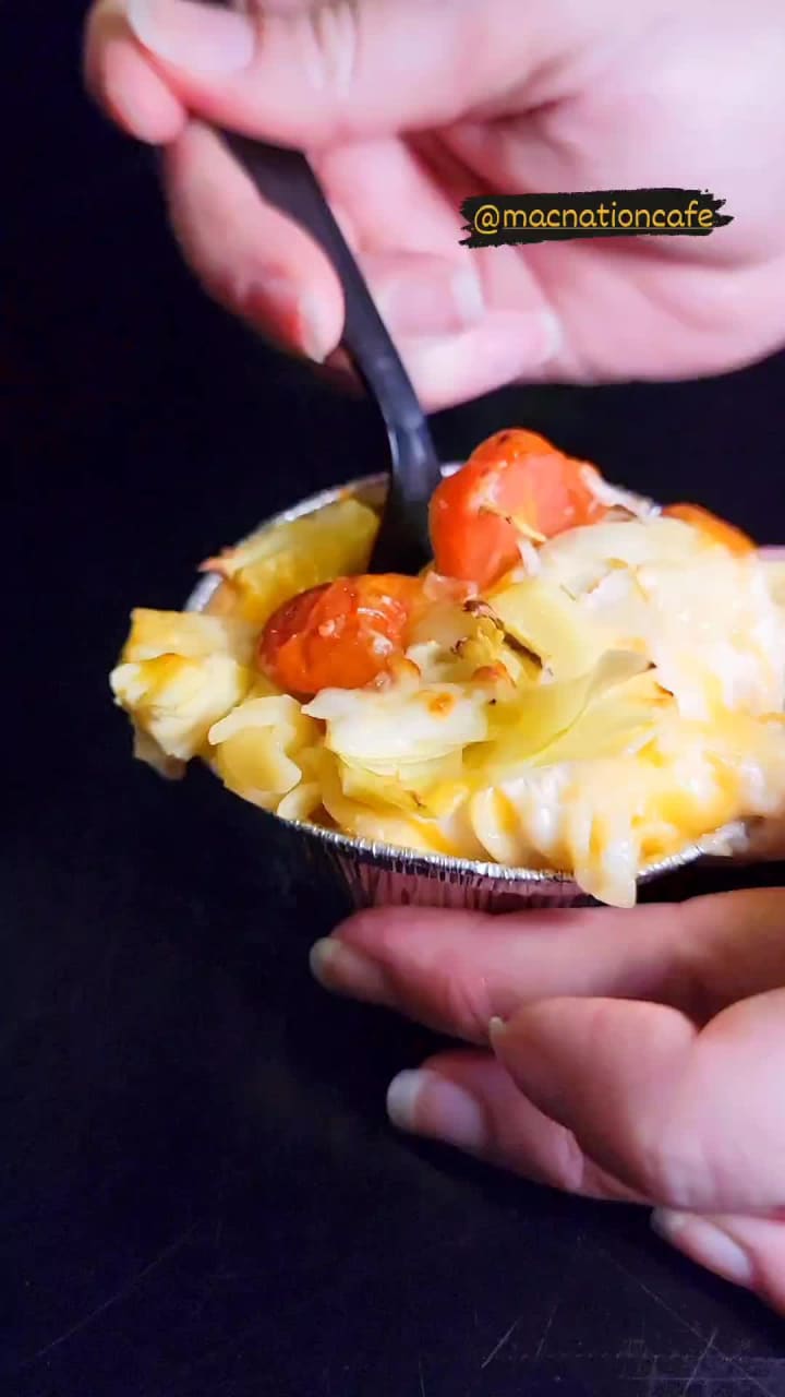 Mac Nation Cafe at Morris & Mae