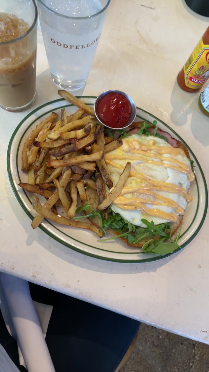 Video review of Oddfellows