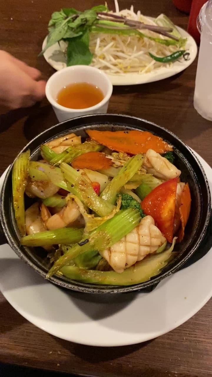 Video review of Pho 89