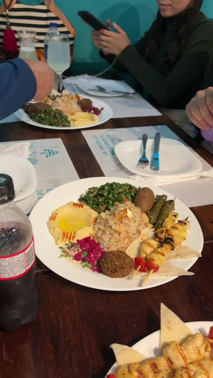 Fenicia Picadas Arabes