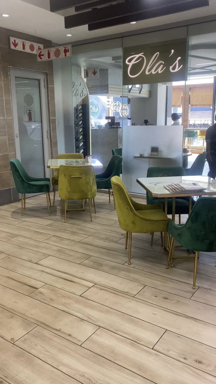 Ola's Unique Restaurant