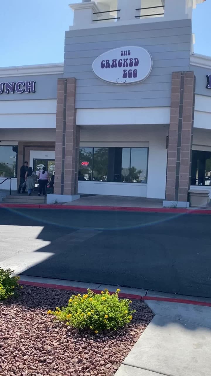 Video review of The Cracked Egg