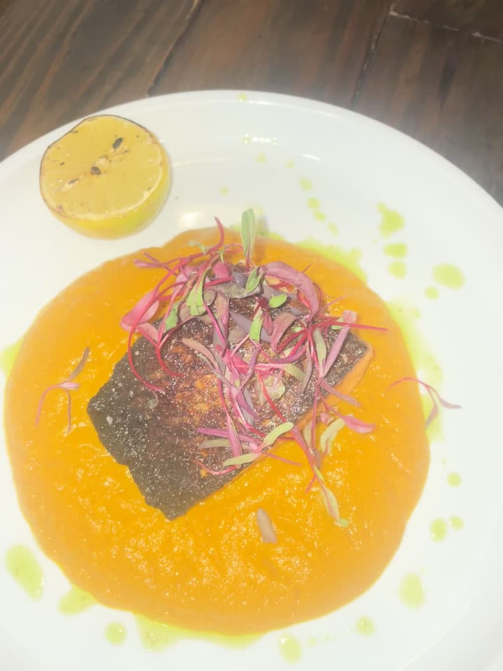 Lettuce & Tomato Gourmet Gastrobar