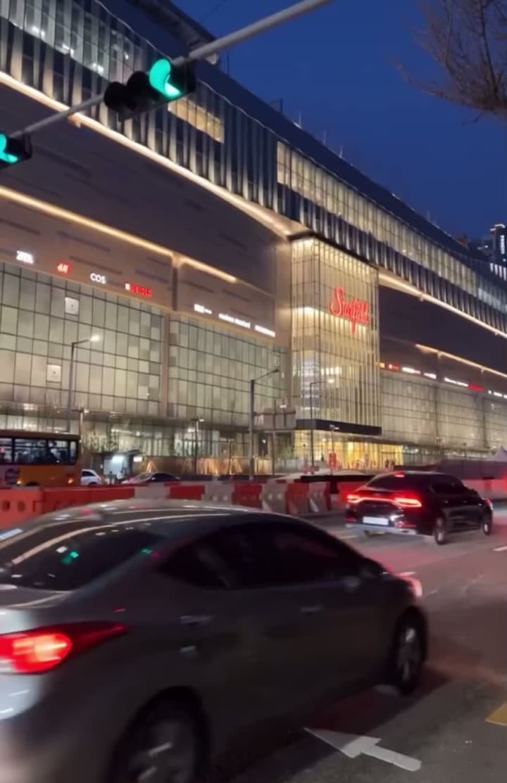 Video review of Starfield COEX Mall (스타필드 코엑스몰)