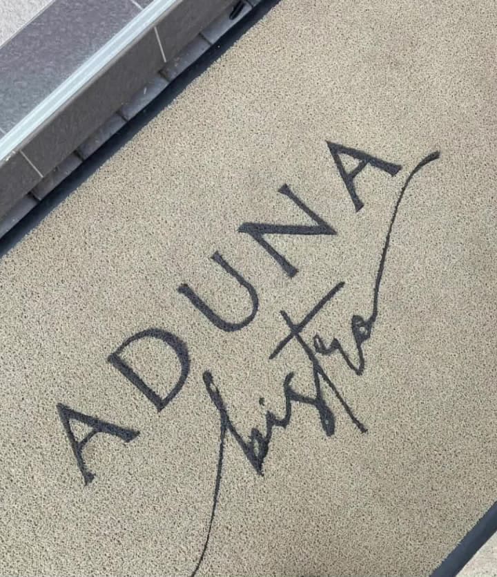 Aduna Bistro