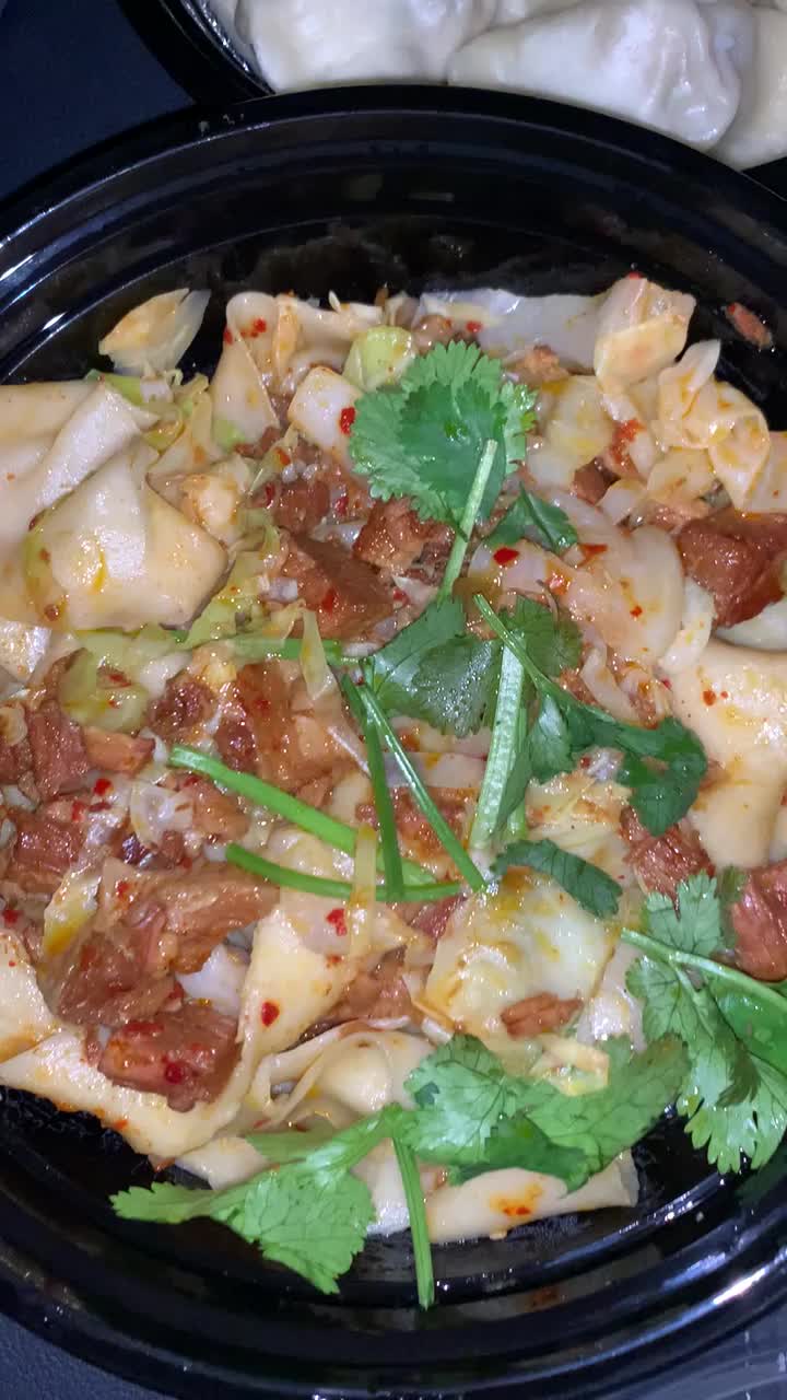 Video review of Xi'an Noodles