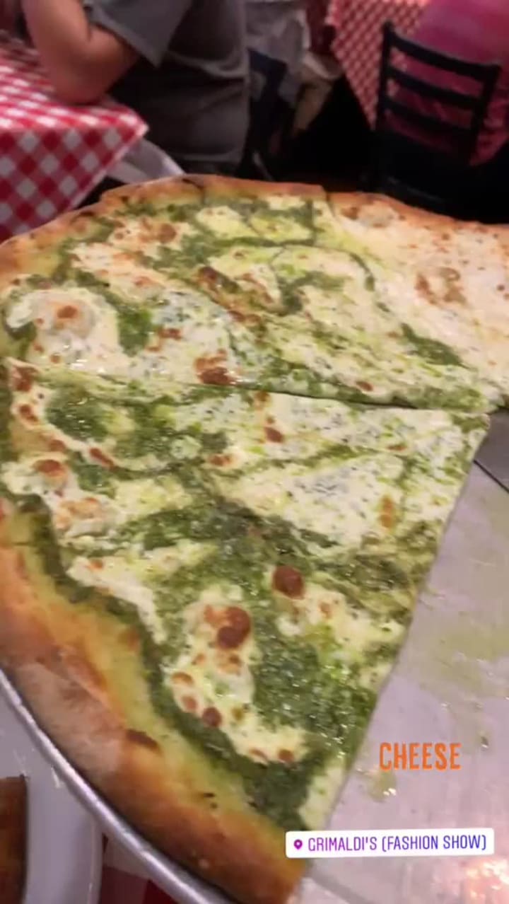 Video review of Grimaldi's Pizzeria