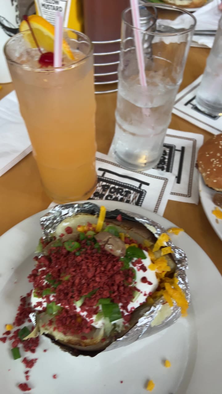 Video review of Port of Call