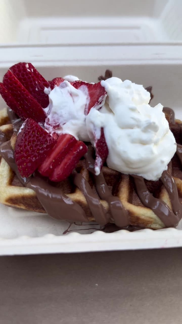 Waffle Love - Long Beach