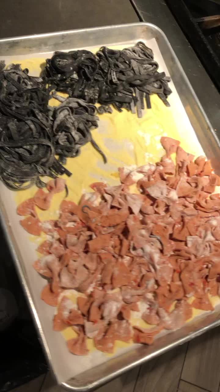 Video review of Hudson Table