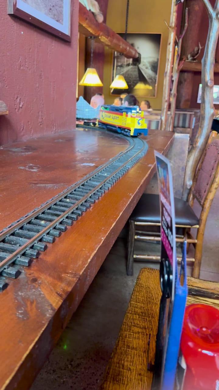 Buffalo Phil's Pizza & Grille