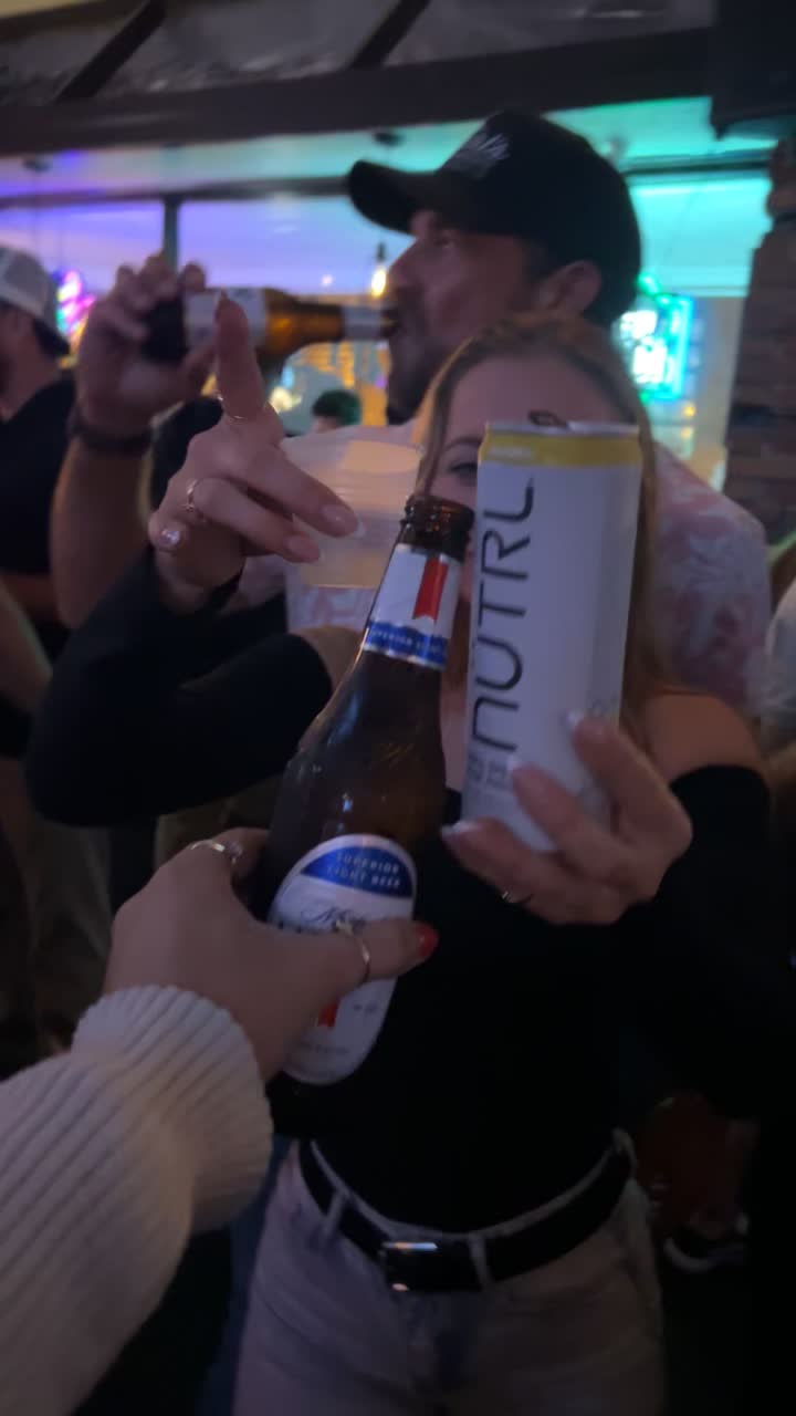 Video review of City Tavern