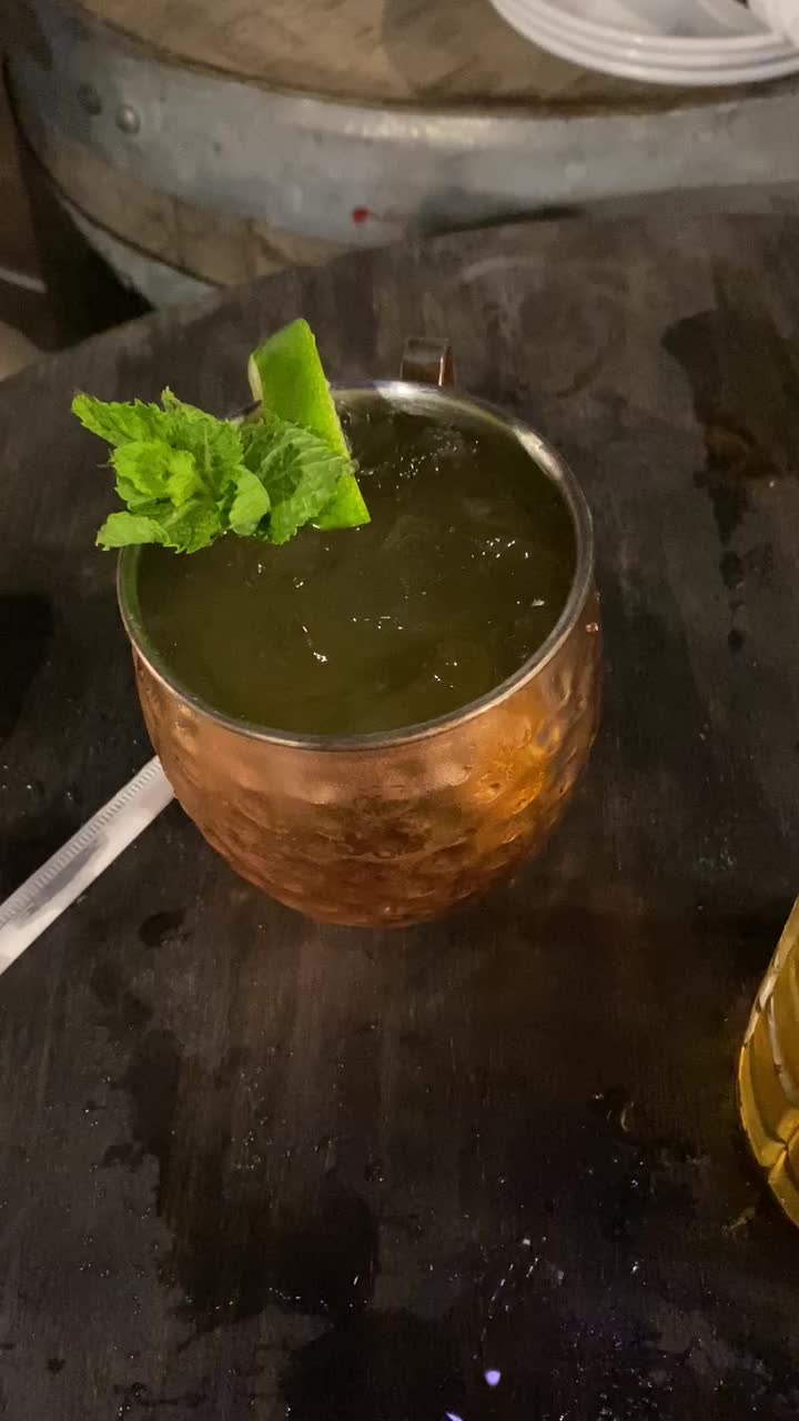 Video review of Labyrinth Bar & Kitchen