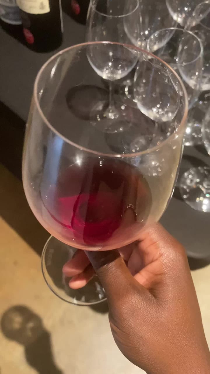 Video review of Carmo