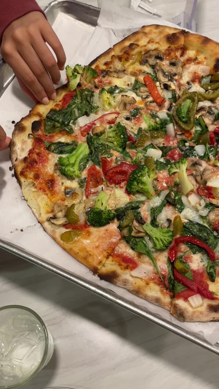 Frank Pepe Pizzeria Napoletana