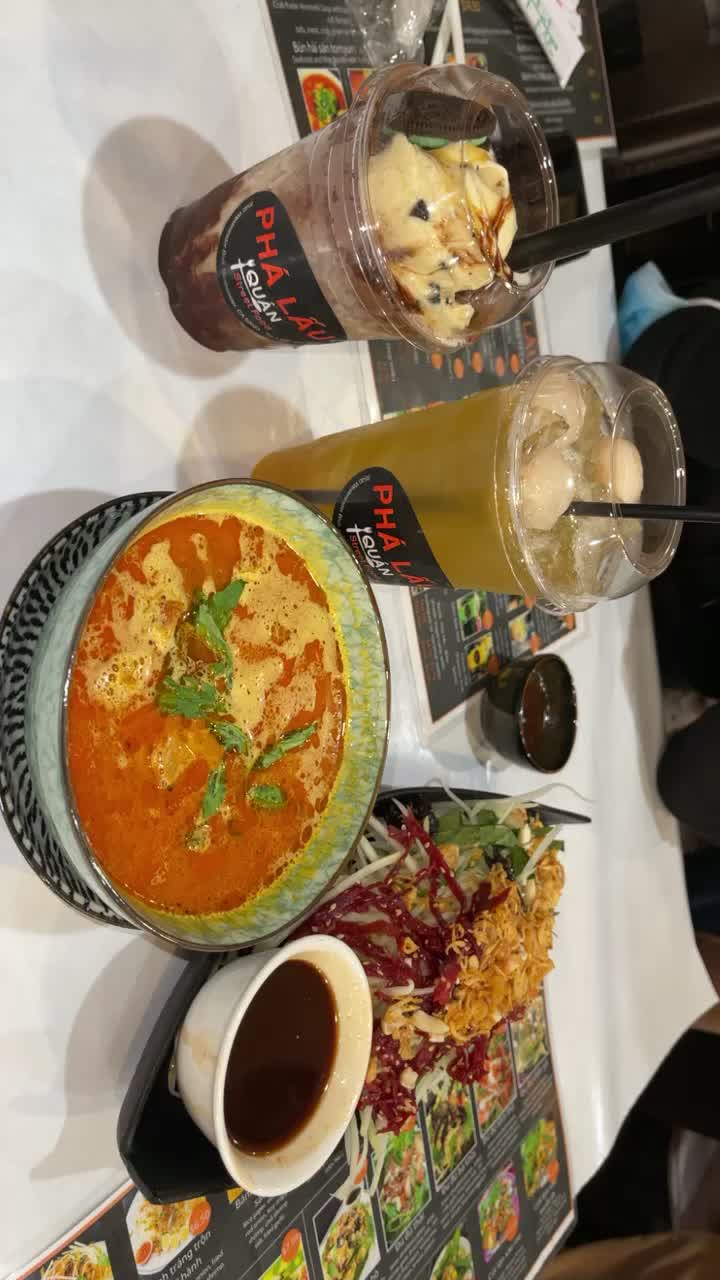 Pha Lau Quan Street Food