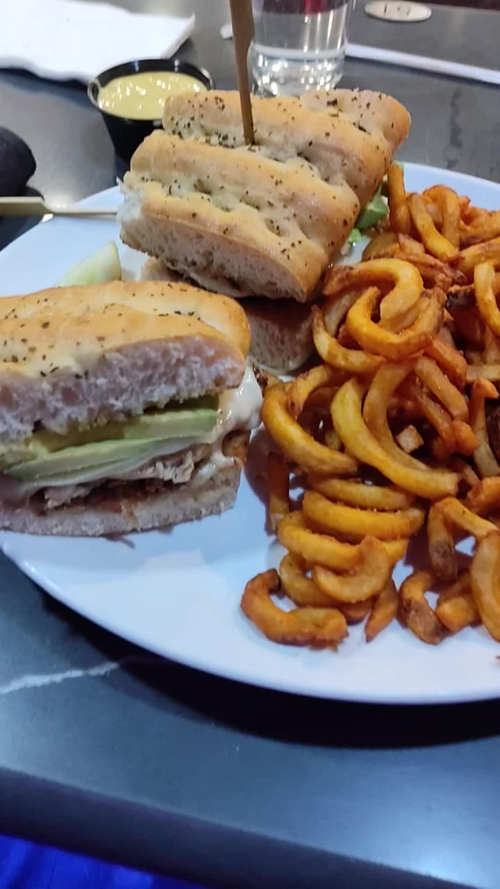 Video review of Peppermill Restaurant