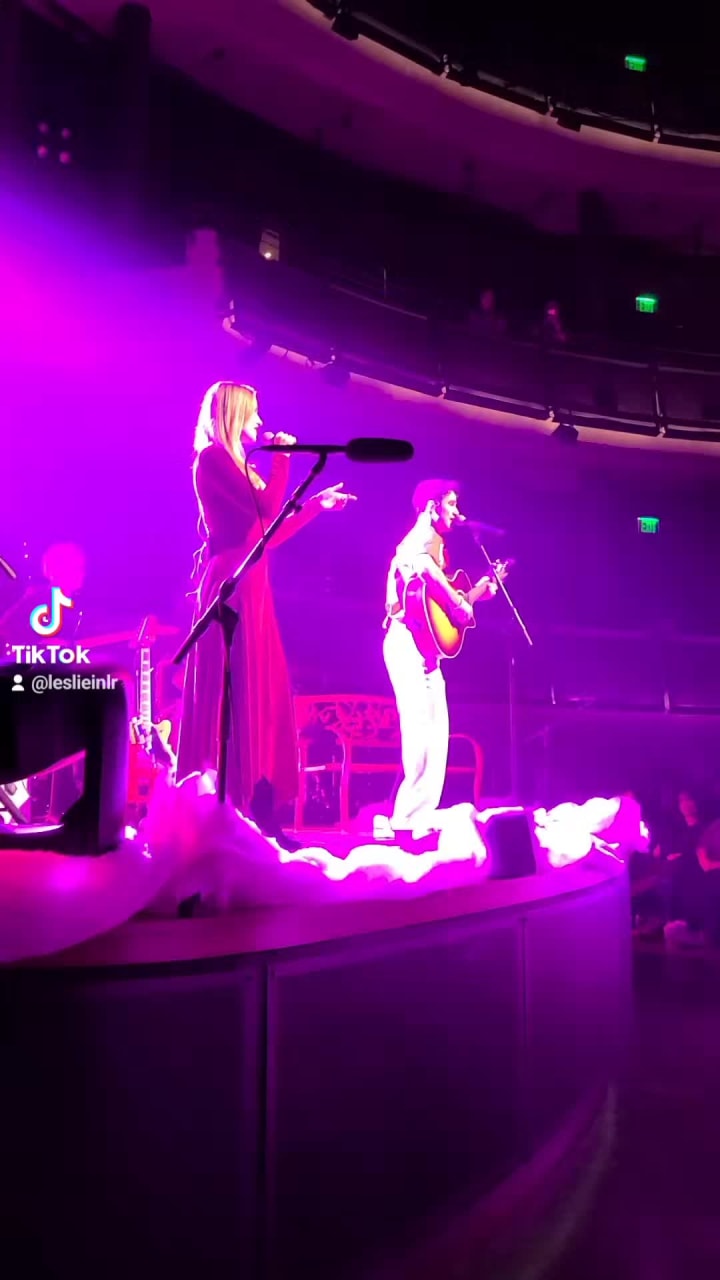 Video review of Country Music Hall of Fame and Museum