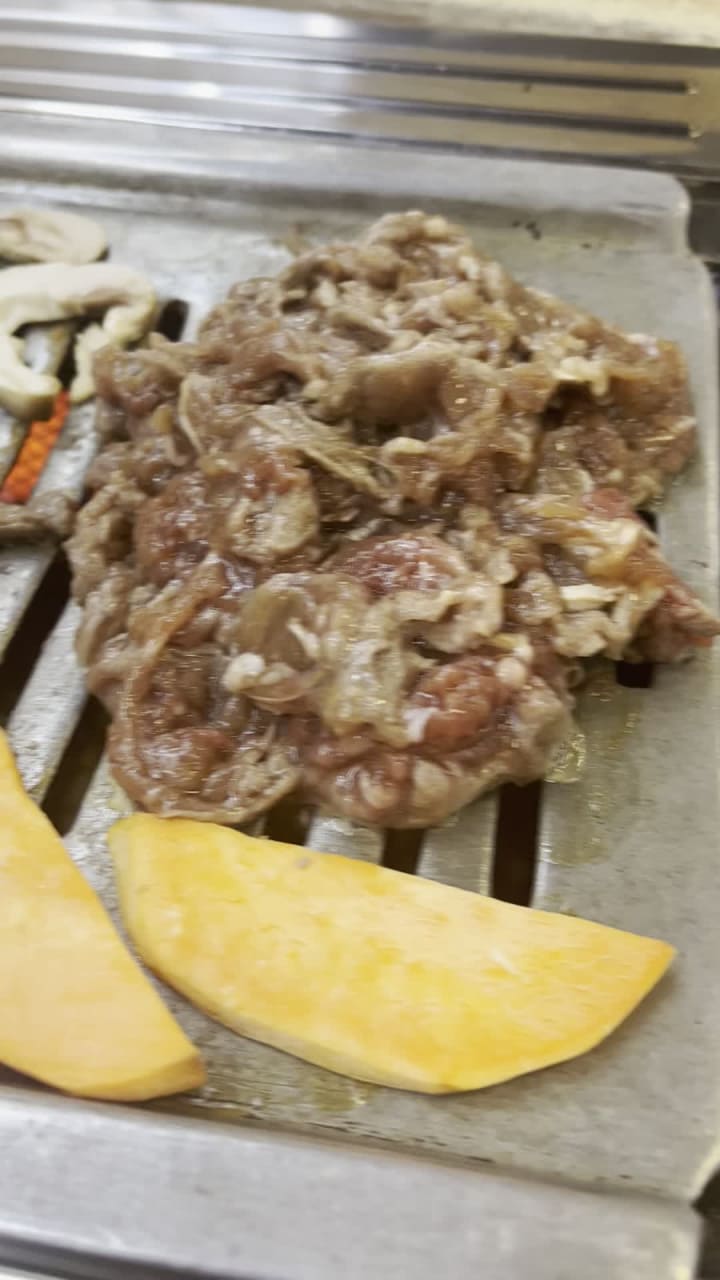 Video review of Picnic Garden BBQ Buffet