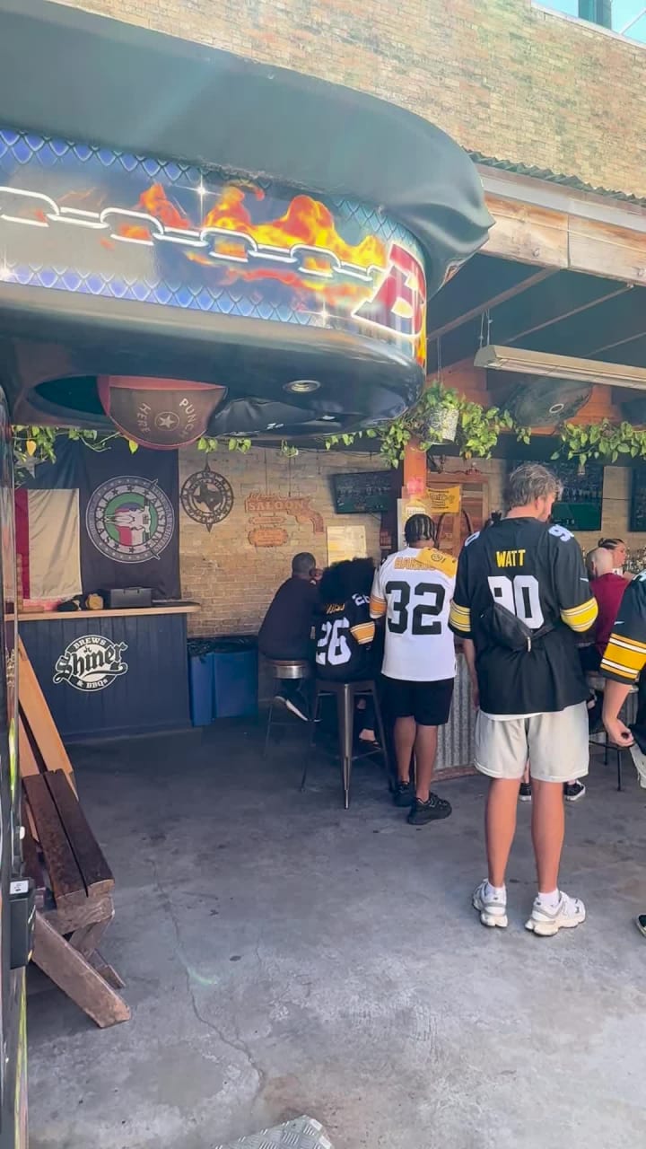 Video review of Shiner's Saloon