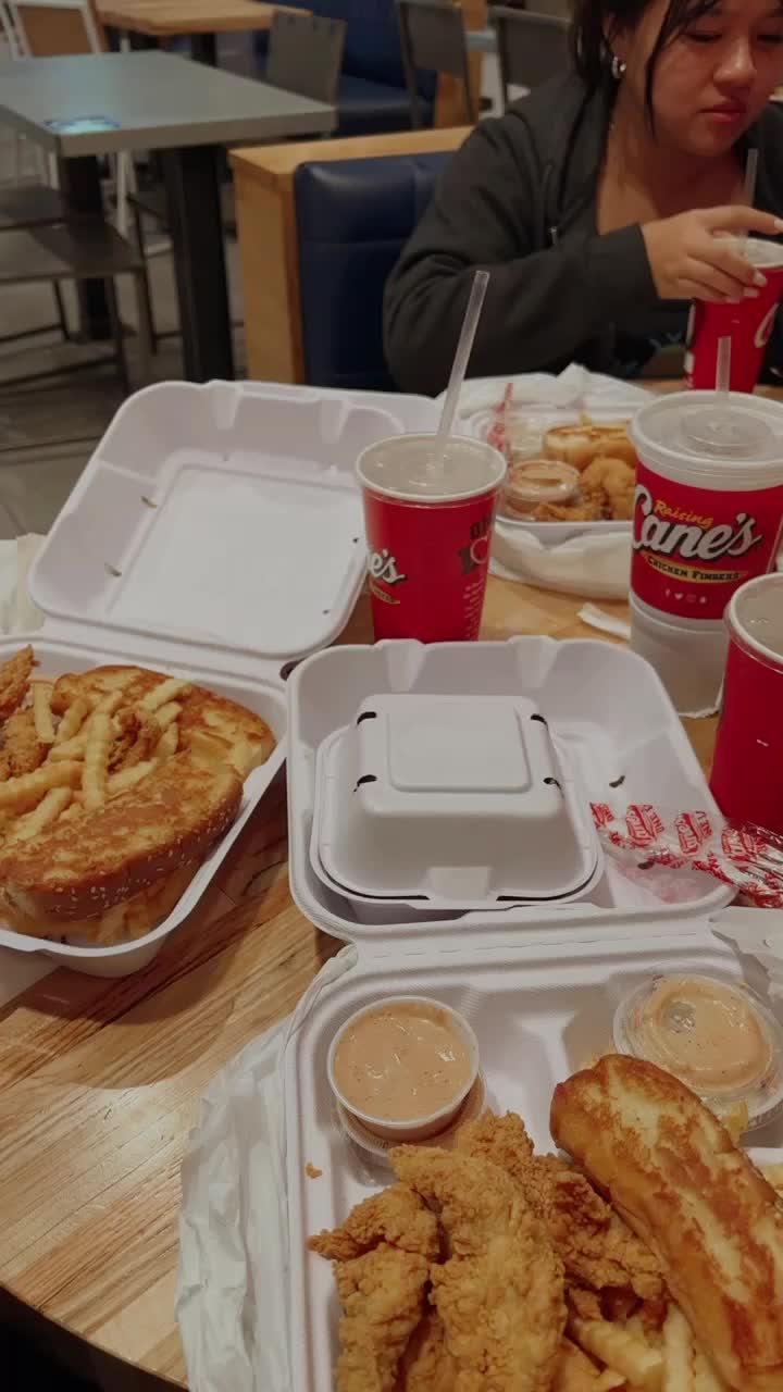 Raising Cane's Chicken Fingers