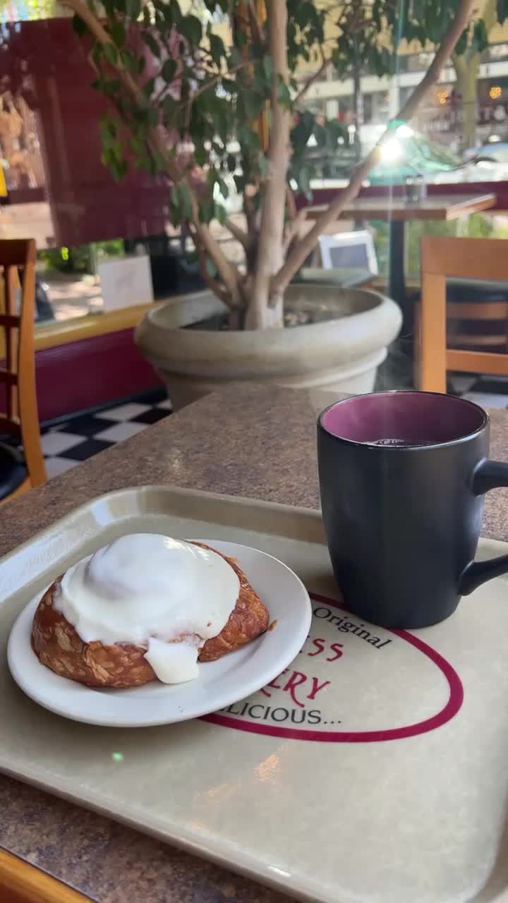 Video review of Goose Feathers Cafe & Bakery