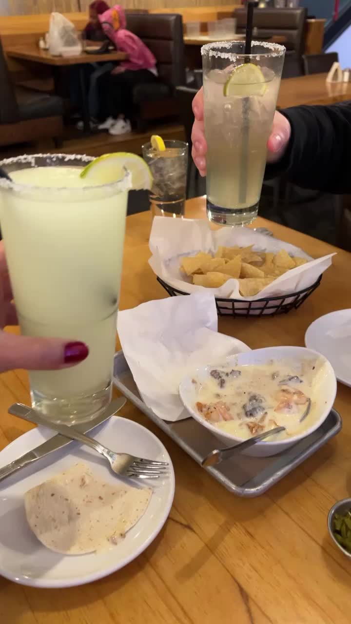 Video review of Cinco Mexican Cantina
