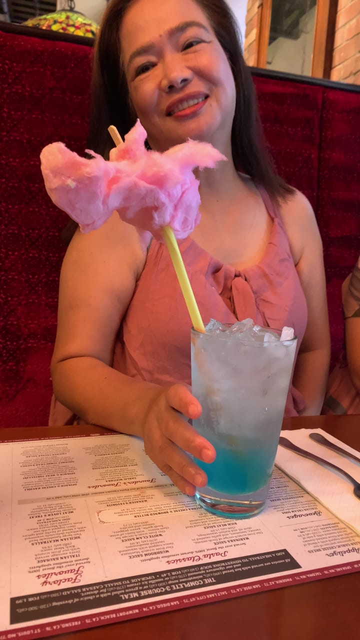 Video review of The Old Spaghetti Factory