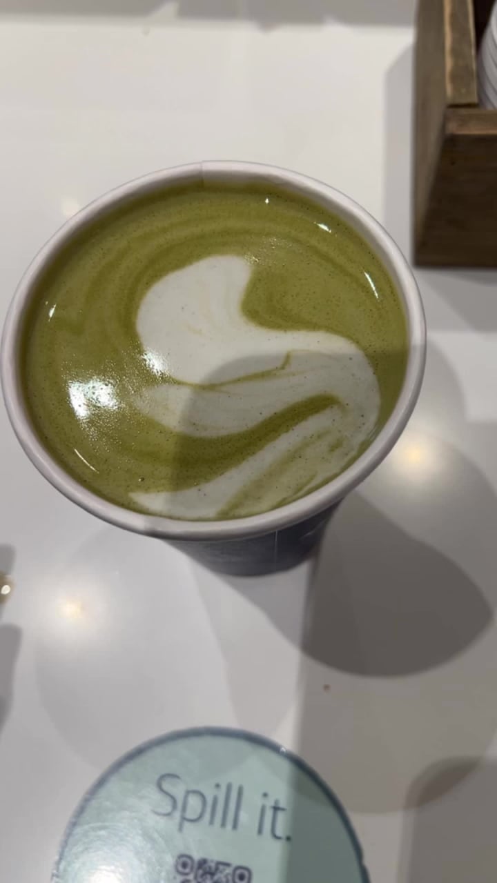 Video review of Cafe Erzulie