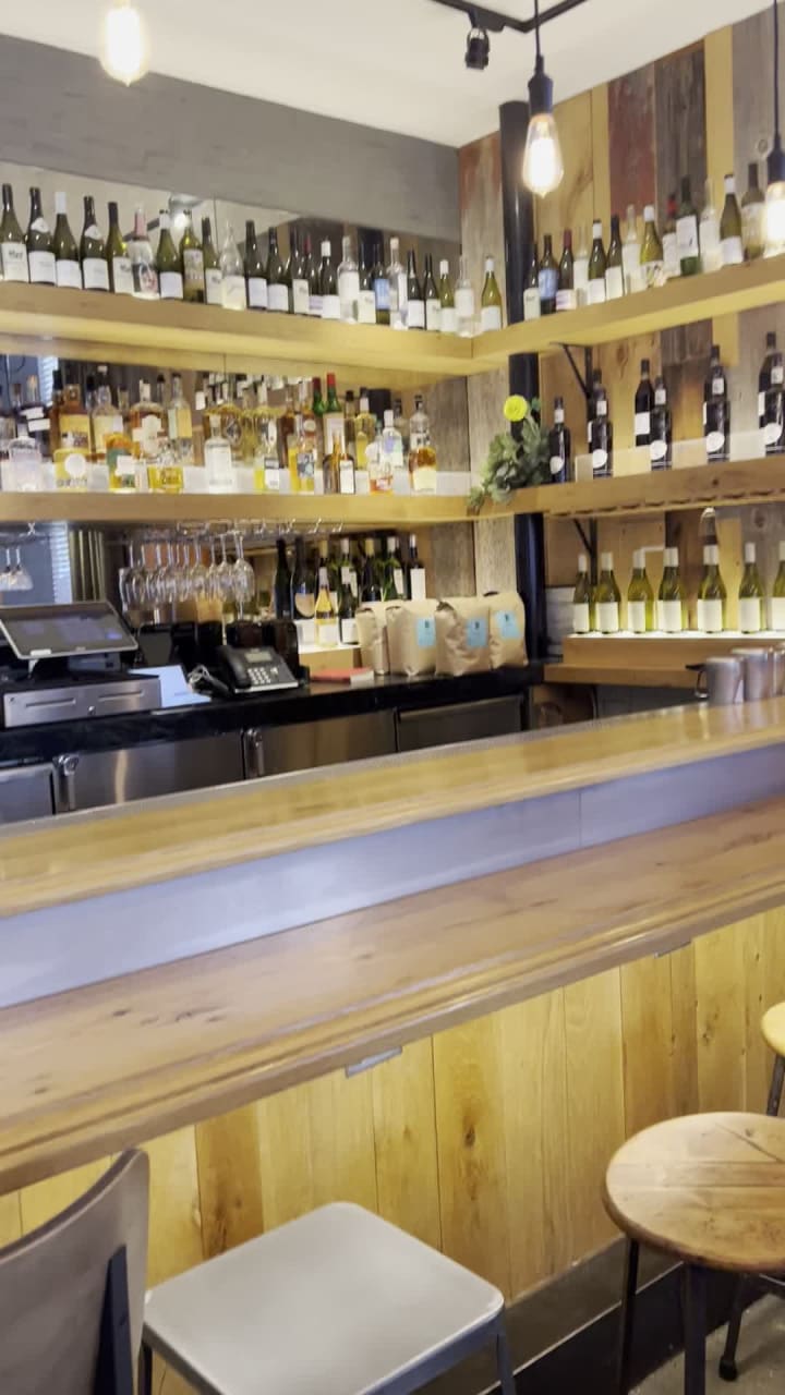 Video review of Beatrix