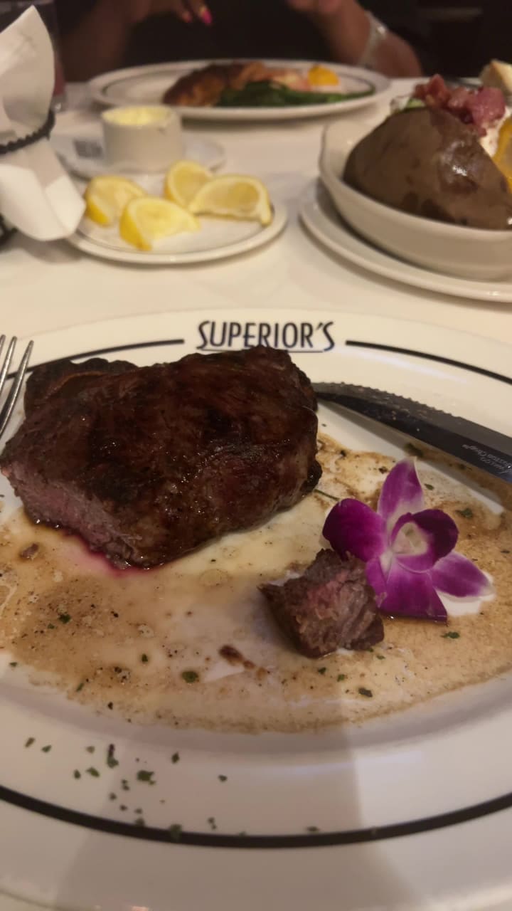 Video review of Superior's Steakhouse