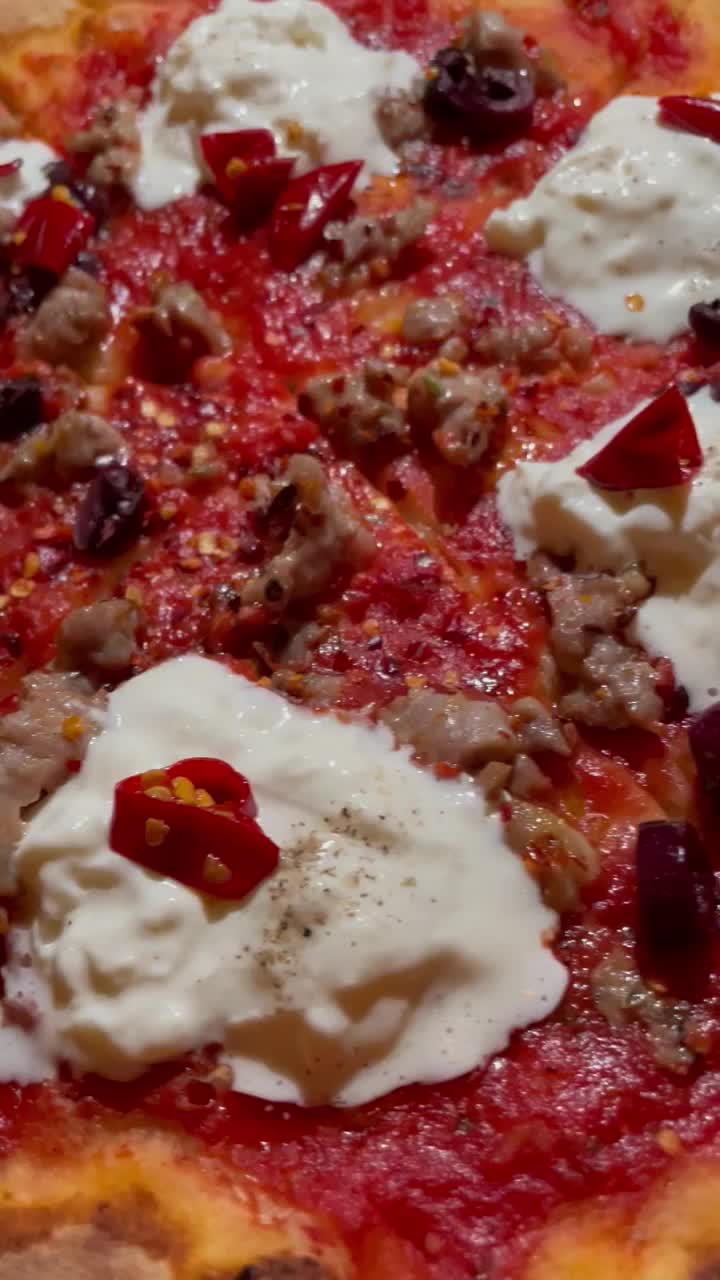 Video review of Delarosa