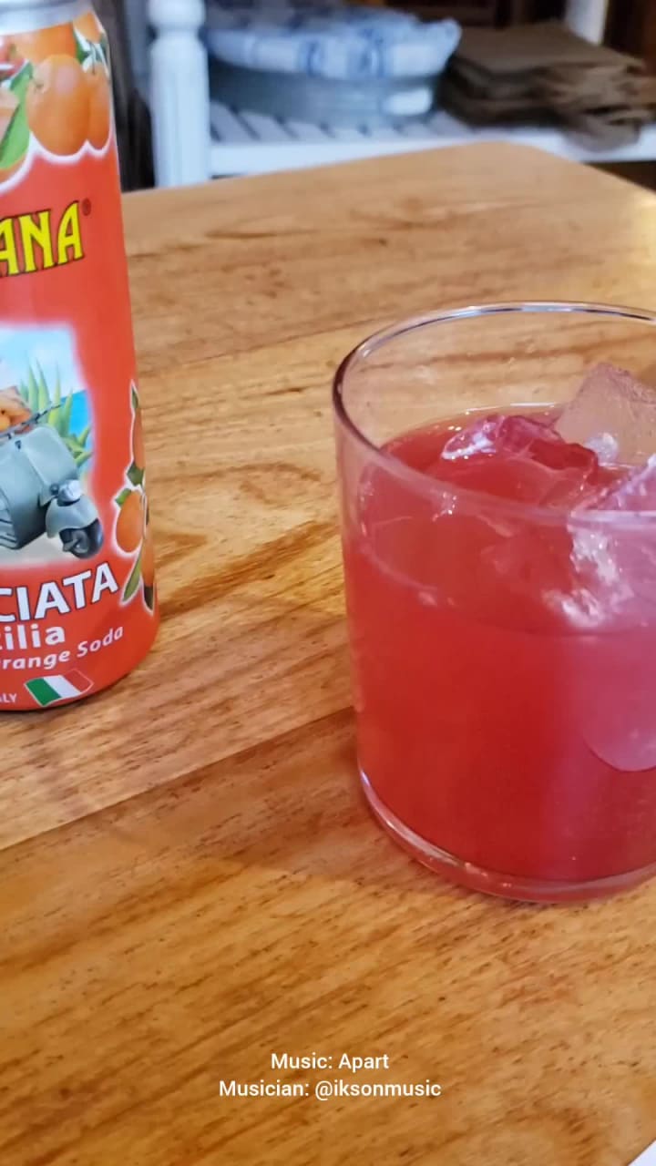 Video review of Corto