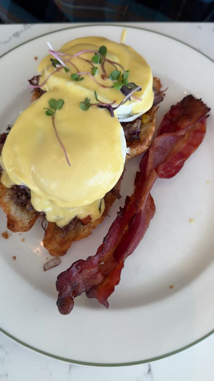 Video review of Croissants Bistro & Bakery