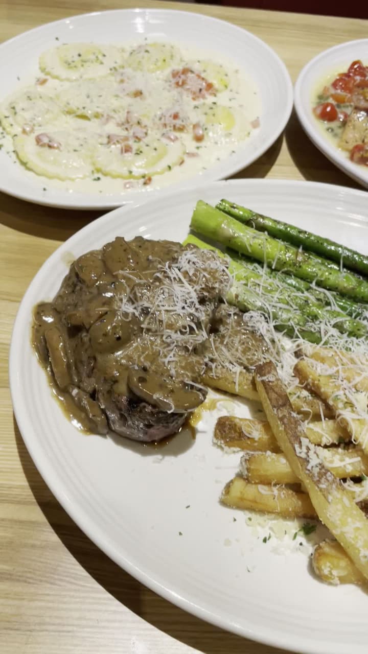 Video review of Carrabba's Italian Grill