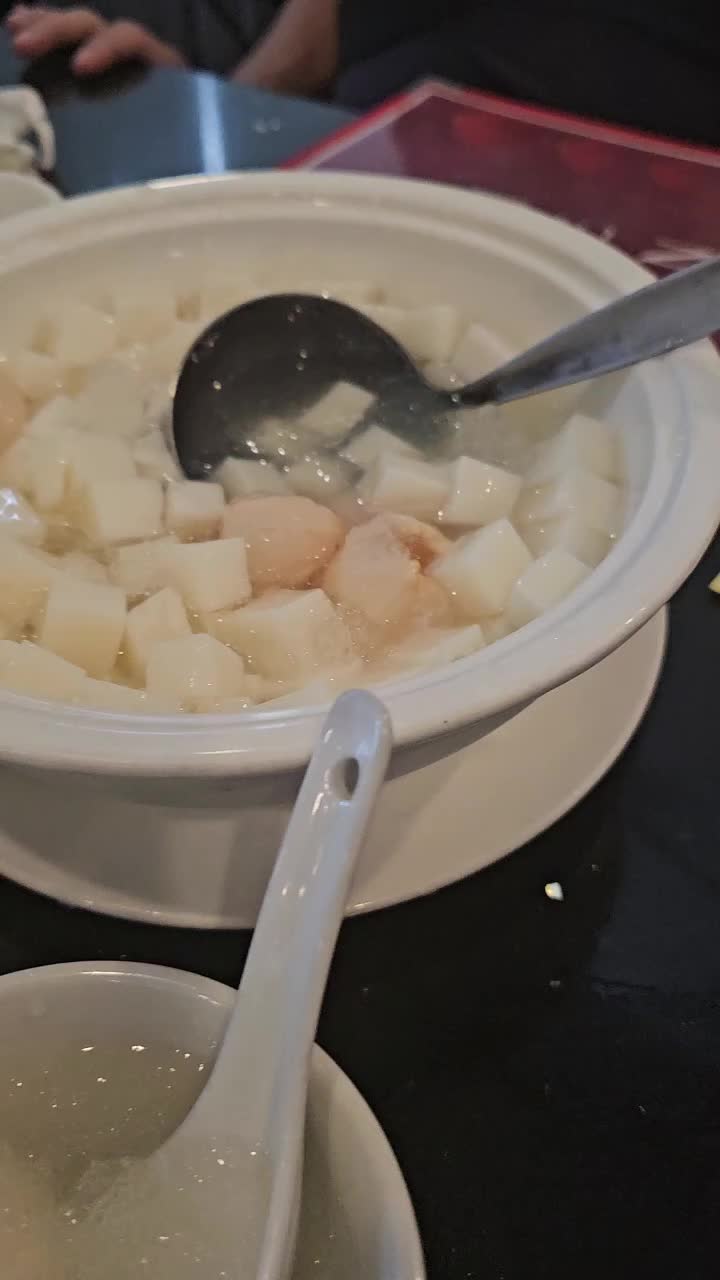 Mr Chow Seafood Restaurant - Acropolis