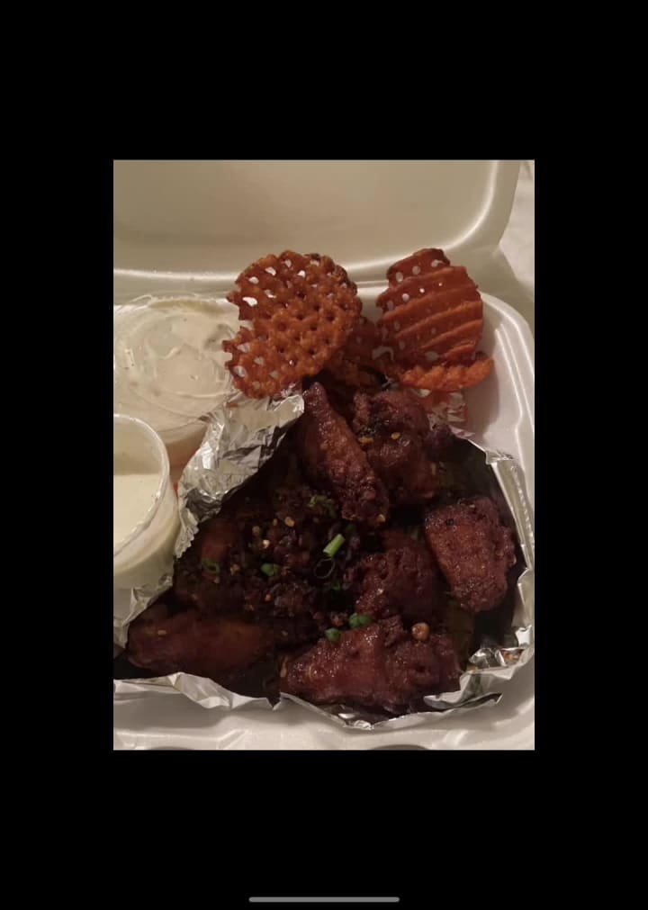 906 Cocktail And Cigar