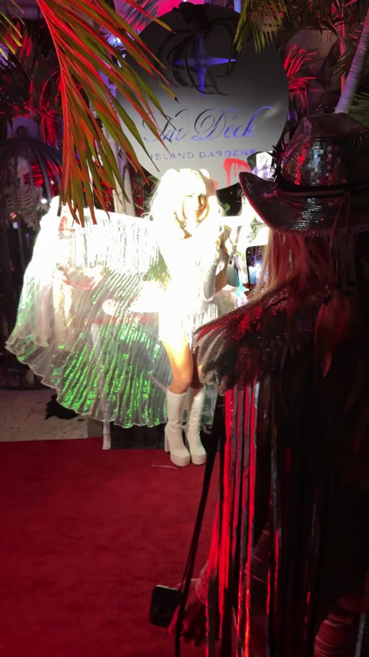 The Deck at Island Gardens