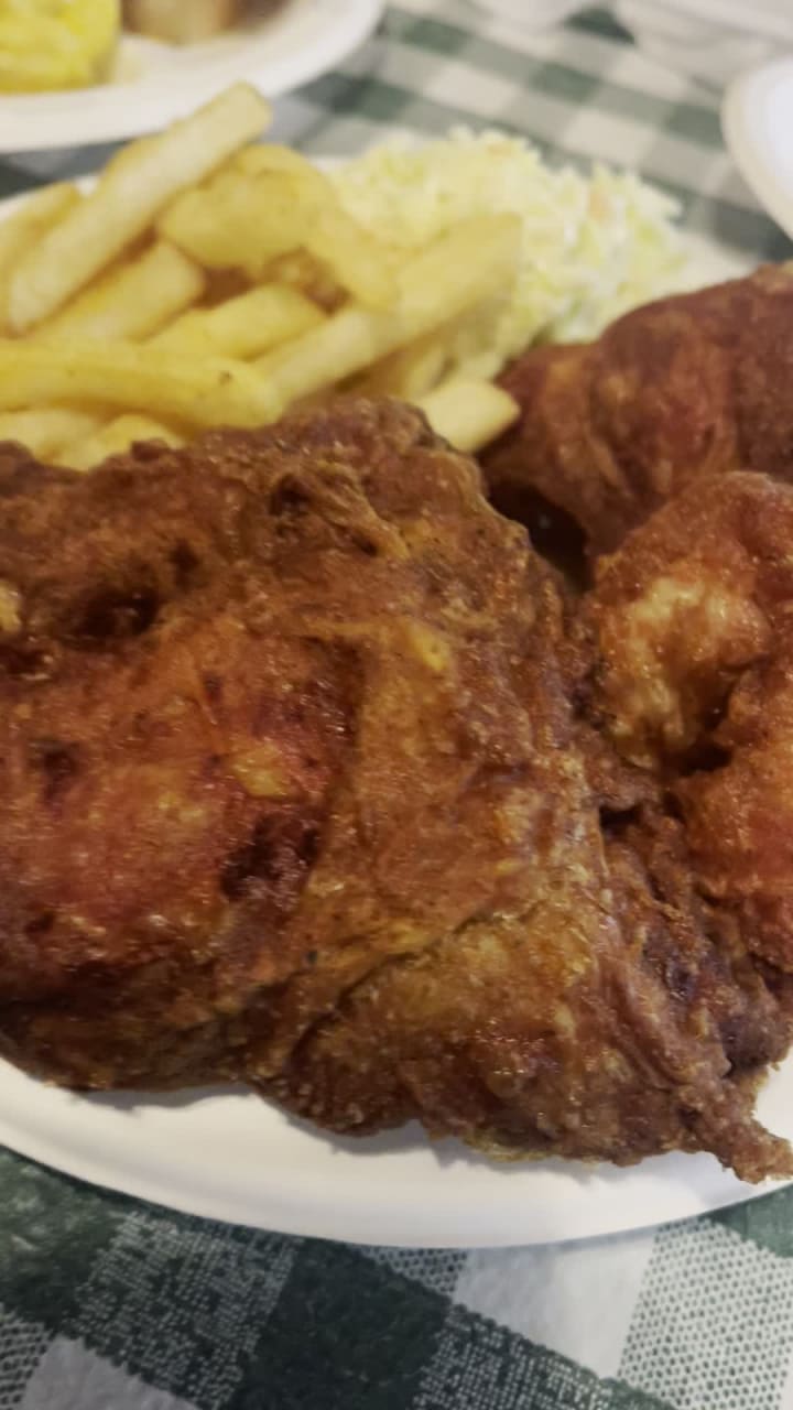 Gus's World Famous Fried Chicken