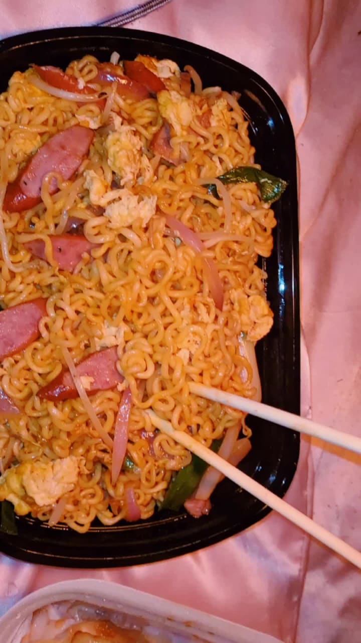 J's Asian Street Food